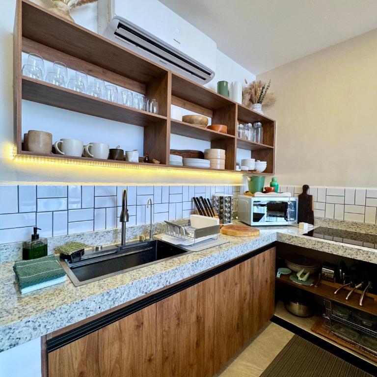 Luxury penthouse with private pool and paddle tennis - One-Bedroom Apartment - 65