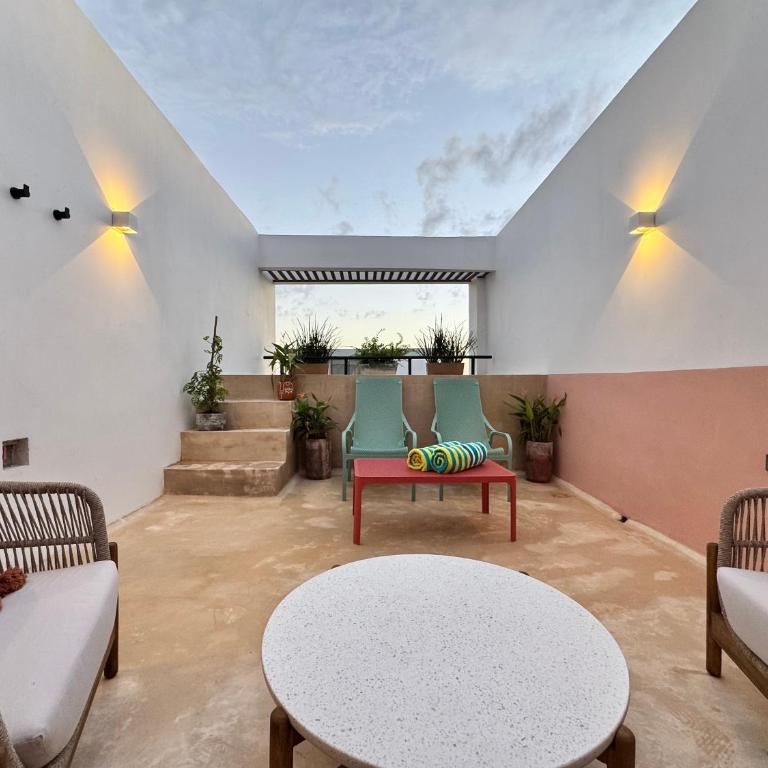 Luxury penthouse with private pool and paddle tennis - One-Bedroom Apartment - 21
