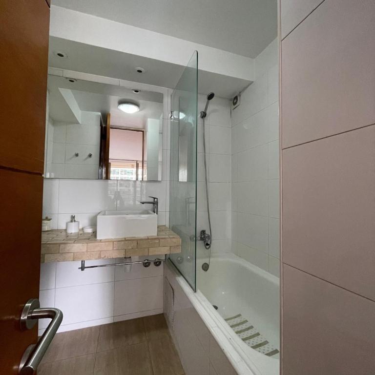 2D2B Metro Esc Militar, Parque Arauco, Costanera Center, Full Equipado - Two-Room Apartment - 9