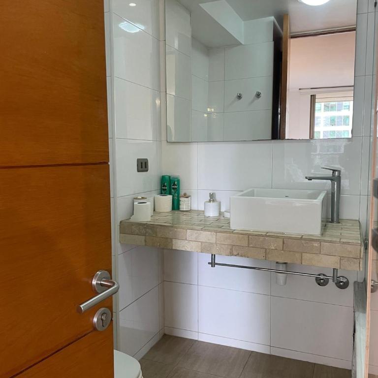 2D2B Metro Esc Militar, Parque Arauco, Costanera Center, Full Equipado - Two-Room Apartment - 8