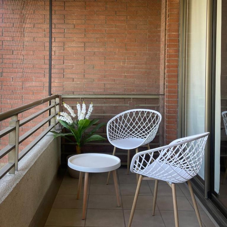 2D2B Metro Esc Militar, Parque Arauco, Costanera Center, Full Equipado - Two-Room Apartment - 2