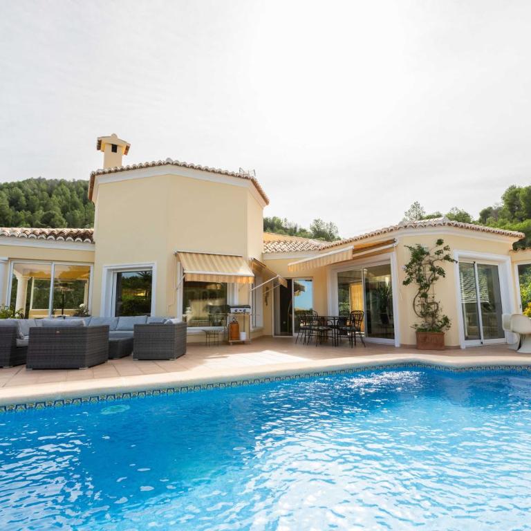 VILLA LUXUEUSE Dénia - Villa - 9
