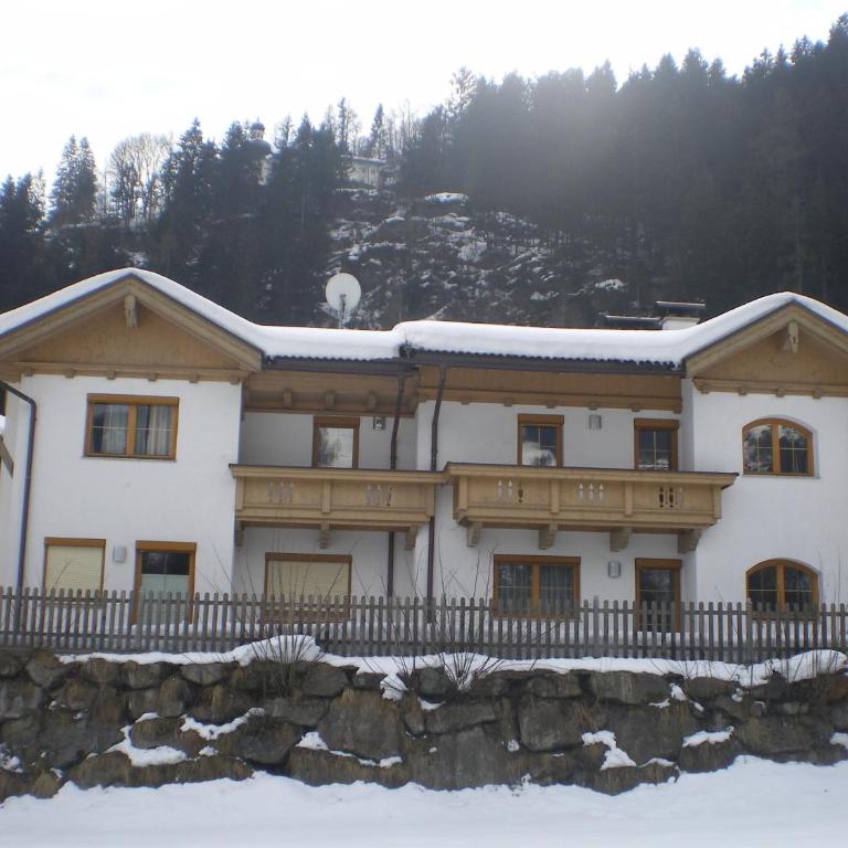 Haus Annemarie Schiestl - Three-Bedroom Apartment - 8
