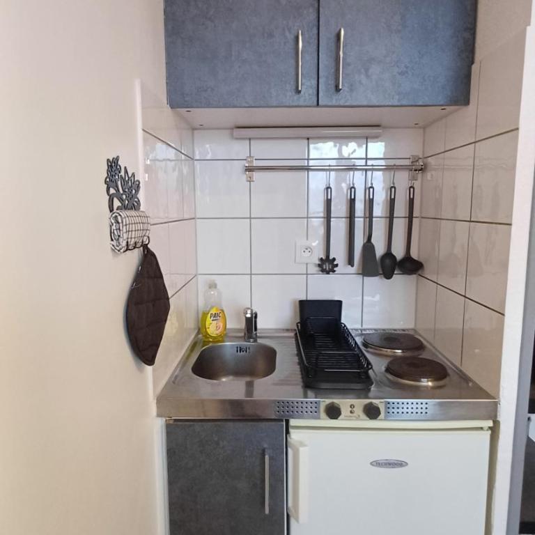 Charmant Studio Proche Centre Ville + Parking - Apartamento de 1 dormitorio - 2