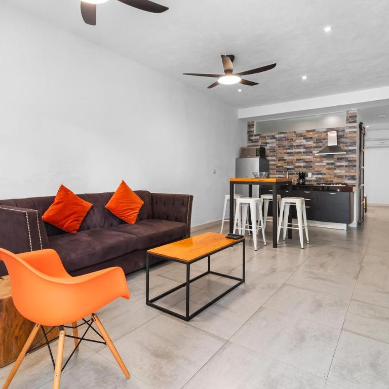 Stylish Apartment Near "Los Muertos" Beach - One-Bedroom Apartment - 9