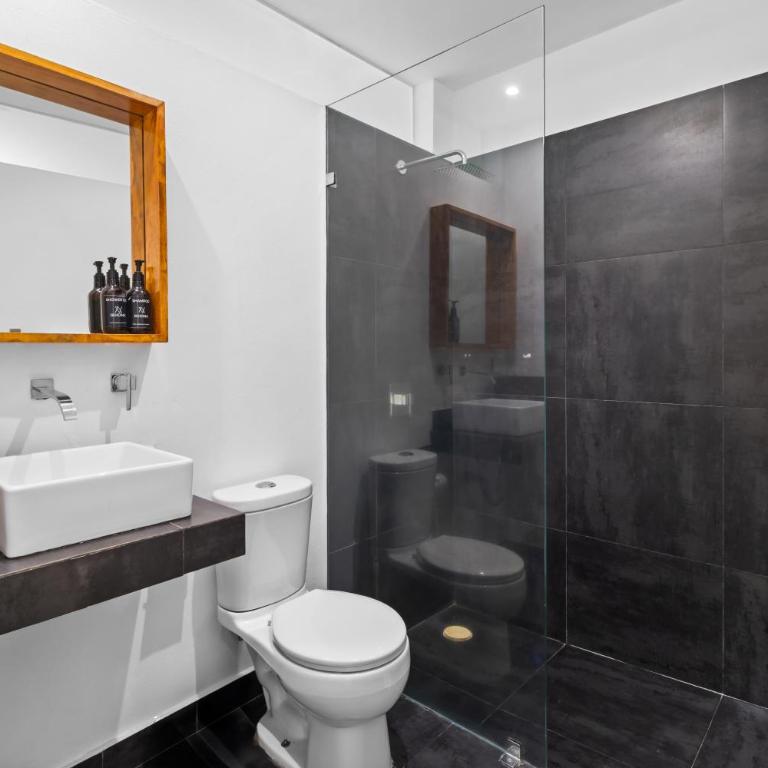 Stylish Apartment Near "Los Muertos" Beach - One-Bedroom Apartment - 13