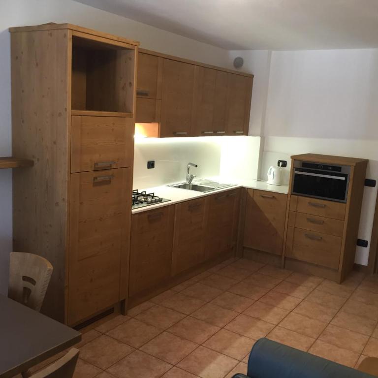 Residence Cima Tosa - Appartamento con 2 Camere da Letto (5 Adulti) - 6
