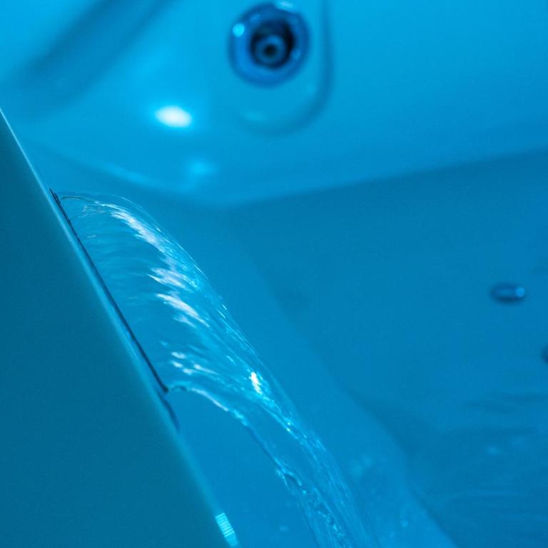 P2 Kevin's Charming Houses - Suite with Spa Bath & Hammam - 27