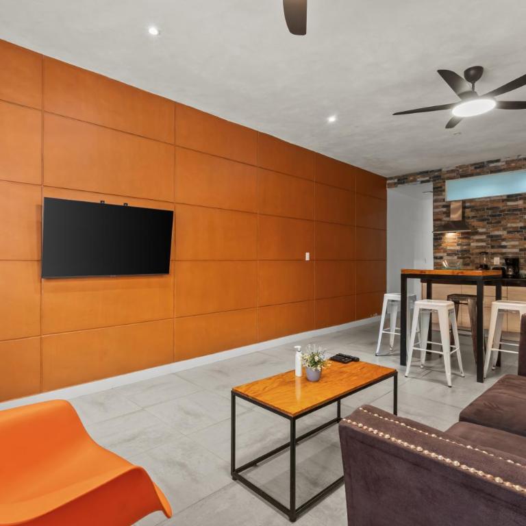 Stylish Apartment Near "Los Muertos" Beach - Apartment - 2