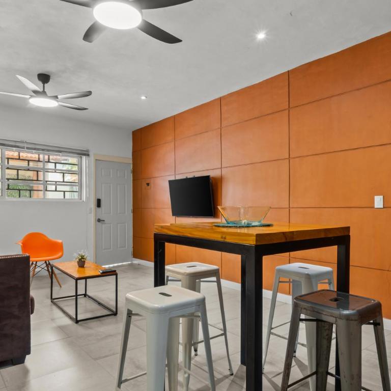 Stylish Apartment Near "Los Muertos" Beach - Apartment - 6