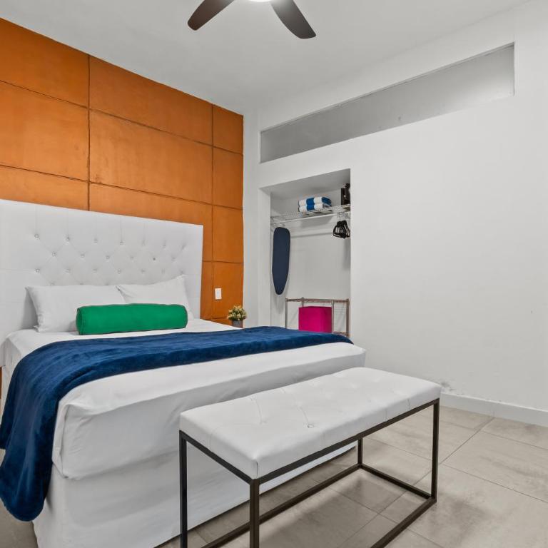 Stylish Apartment Near "Los Muertos" Beach - Apartment - 18