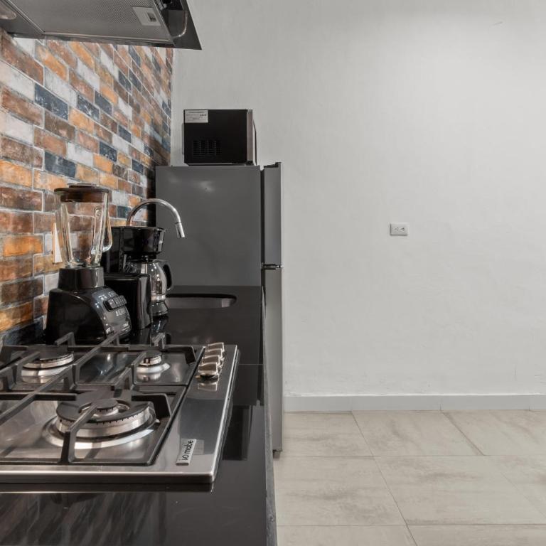 Stylish Apartment Near "Los Muertos" Beach - Apartment - 12