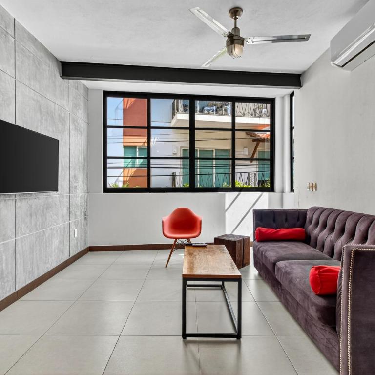 Stylish Apartment Near "Los Muertos" Beach - One-Bedroom Standard Apartment - 14