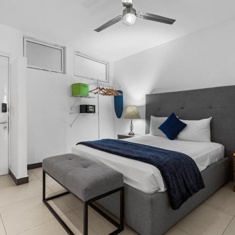 Stylish Apartment Near "Los Muertos" Beach - One-Bedroom Apartment - 4