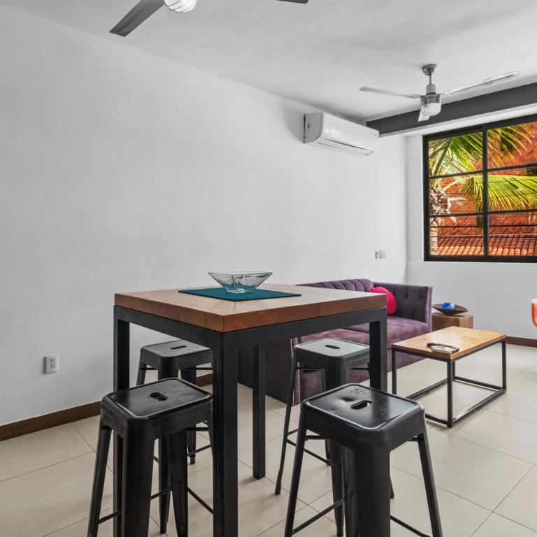 Stylish Apartment Near "Los Muertos" Beach - One-Bedroom Apartment - 14