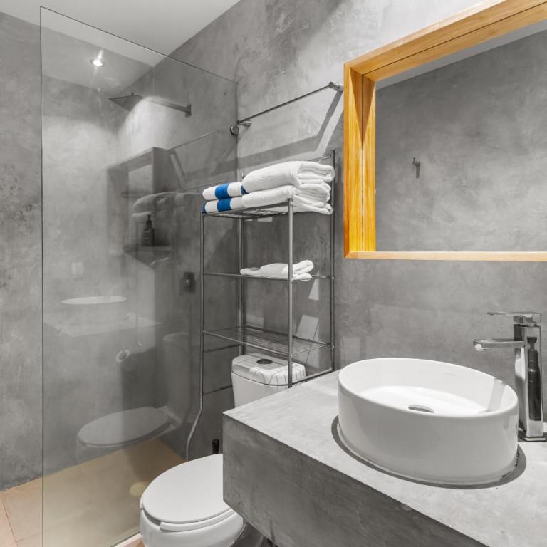 Stylish Apartment Near "Los Muertos" Beach - One-Bedroom Apartment - 12
