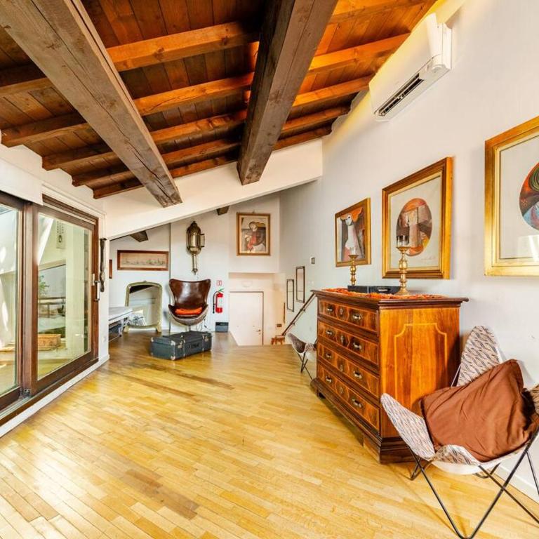 Al Platano Orientale - Three-Bedroom Apartment - 10