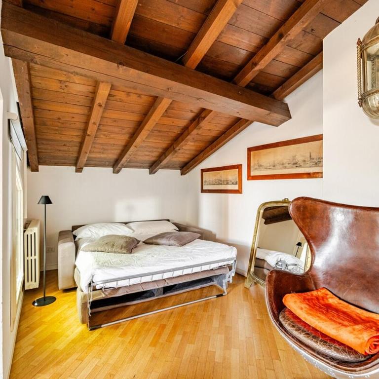 Al Platano Orientale - Three-Bedroom Apartment - 25