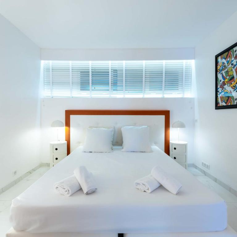 2-Br Luxury Apartment with Sea View and Pool - Appartement - 38