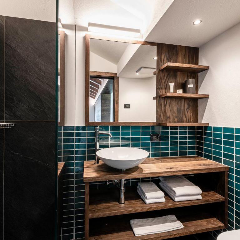 Residence Cesa Rives - Suite Appartamento con 3 Camere da Letto - 2