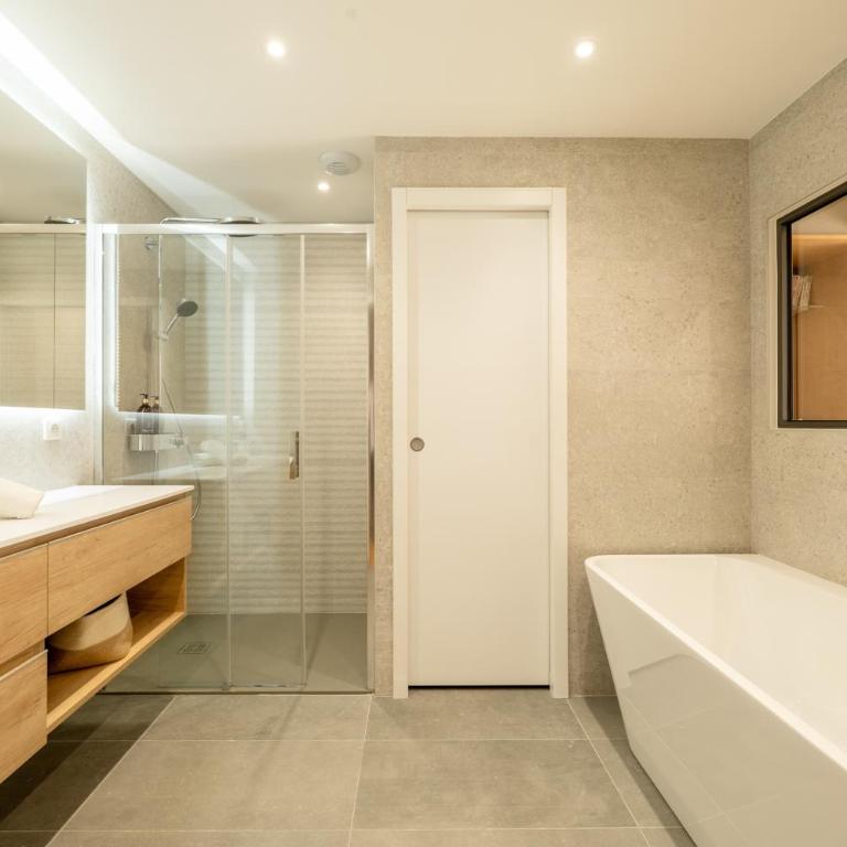 Villa Sarmaz – Accès direct au lac et ponton privé - Villa 6 Chambres - 11