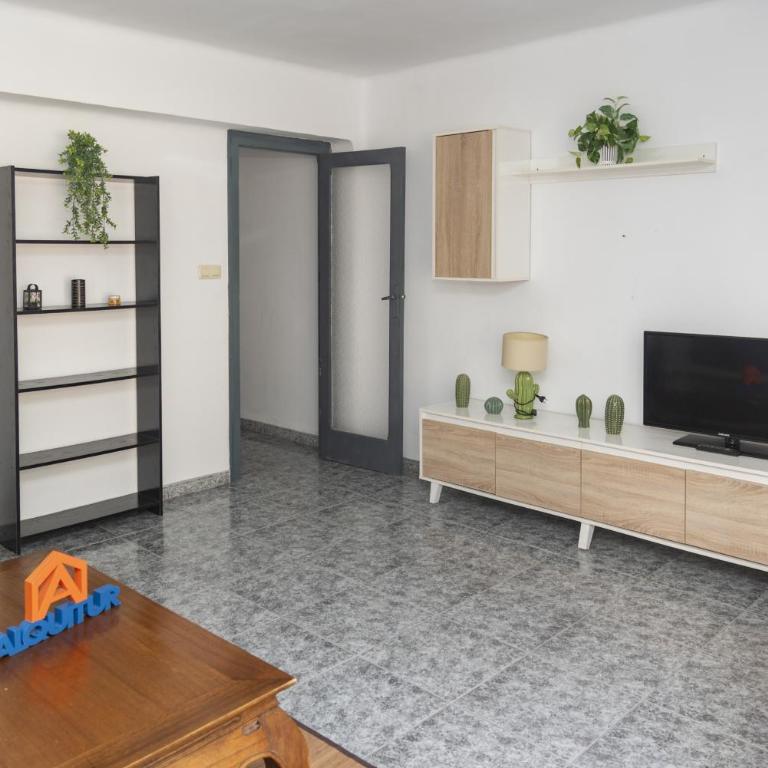 Pasaje Alzira 4B, 1-3 - Apartamento - 12