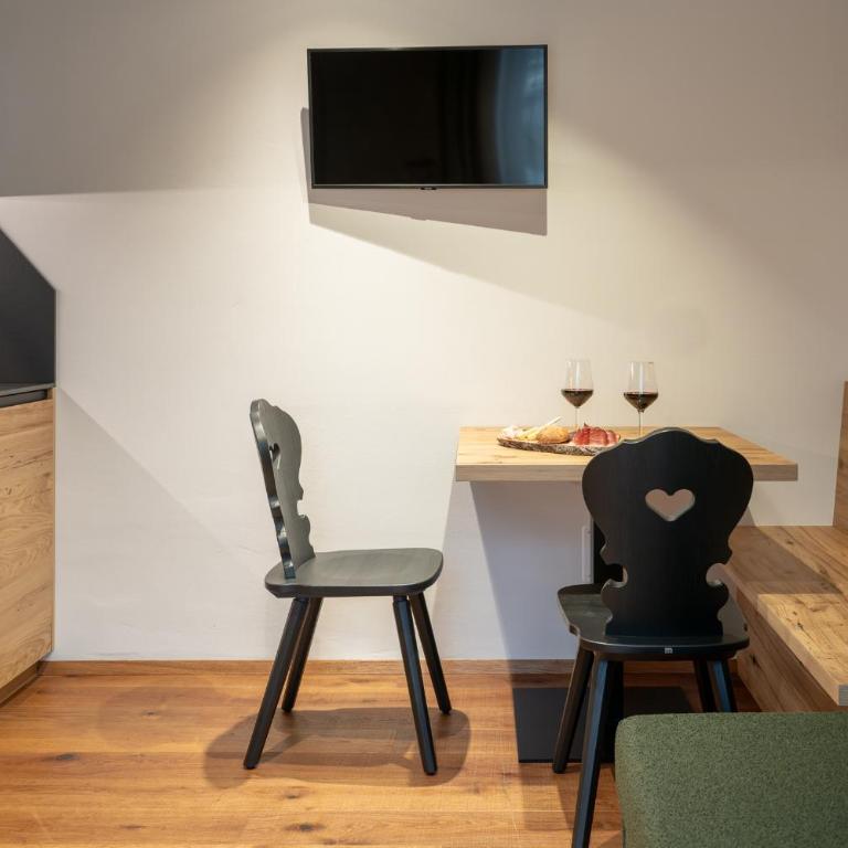 Ladinia Dolomites View - Adults Only - Suite Queen - 4