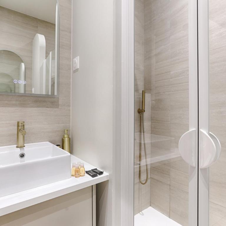 Appartement de charme 1BR Condorcet Saint-Georges - Apartamento de 1 dormitorio - 9