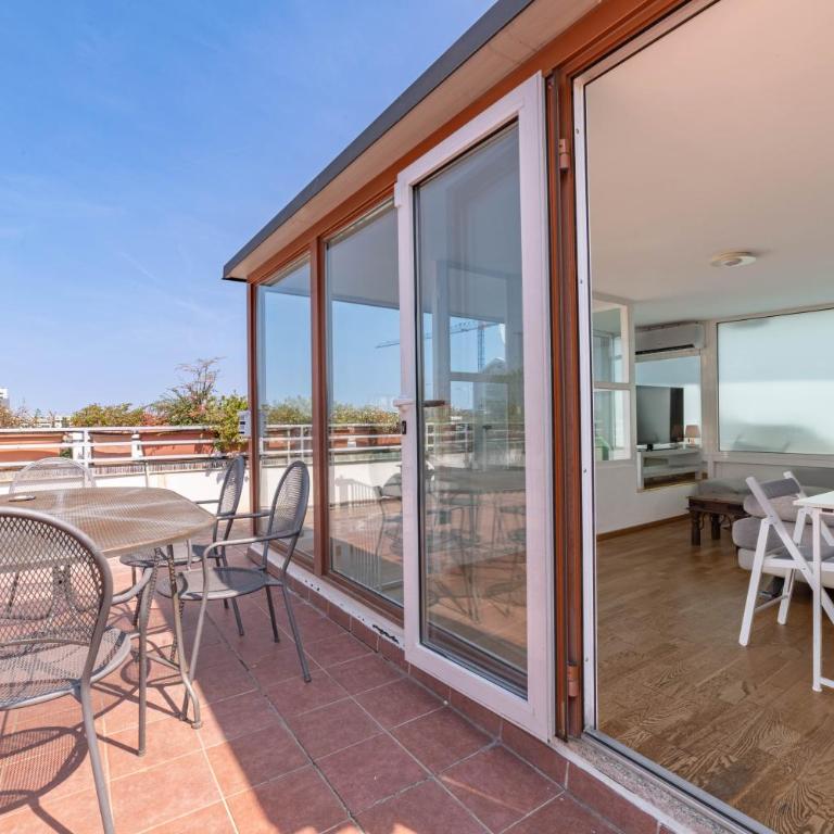 10' Navigli, Penthouse with Panoramic View Milan - Appartamento con 2 Camere da Letto e Terrazza - 32