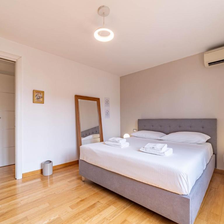 10' Navigli, Penthouse with Panoramic View Milan - Appartamento con 2 Camere da Letto e Terrazza - 6