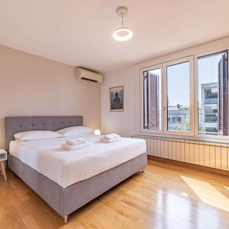 10' Navigli, Penthouse with Panoramic View Milan - Appartamento con 2 Camere da Letto e Terrazza - 5