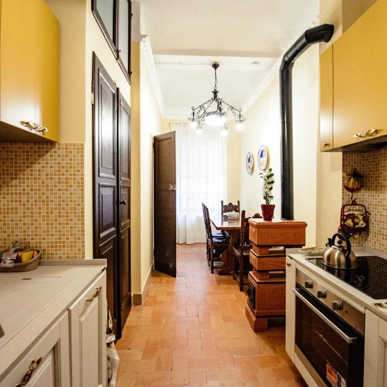 Rinascimento Suite Centro Storico Modena - Appartamento con 2 Camere da Letto - 10