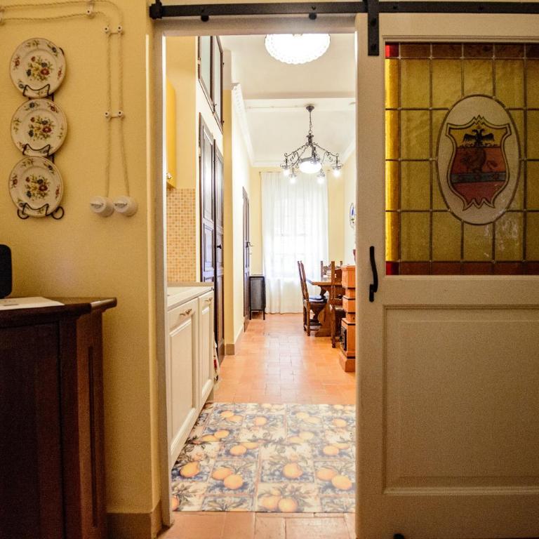 Rinascimento Suite Centro Storico Modena - Appartamento con 2 Camere da Letto - 3