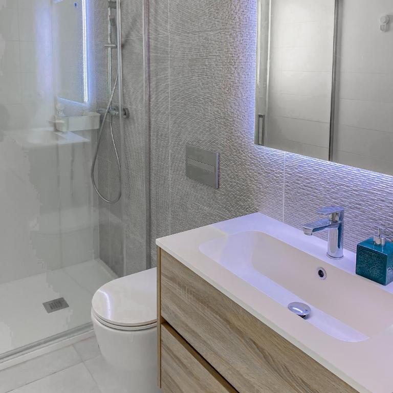 Casa El Sol - Two-Bedroom House - 10