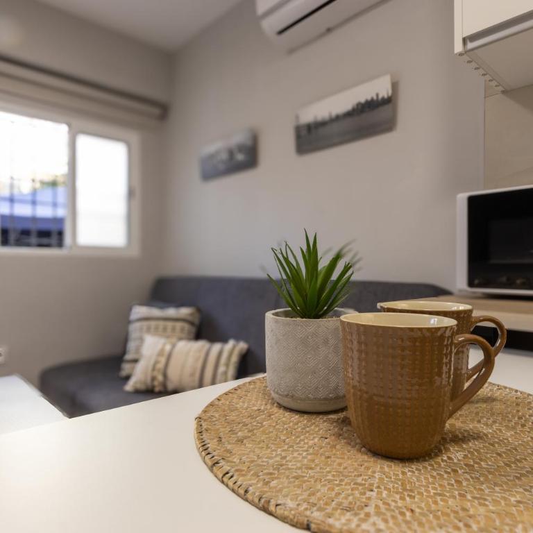 Moderno, con acceso y Jardín Privado, Playa a 50 m - One-Bedroom Apartment with Garden - 21