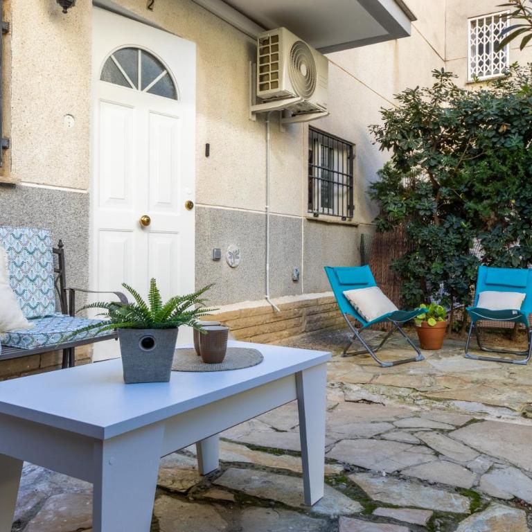 Moderno, con acceso y Jardín Privado, Playa a 50 m - One-Bedroom Apartment with Garden - 22
