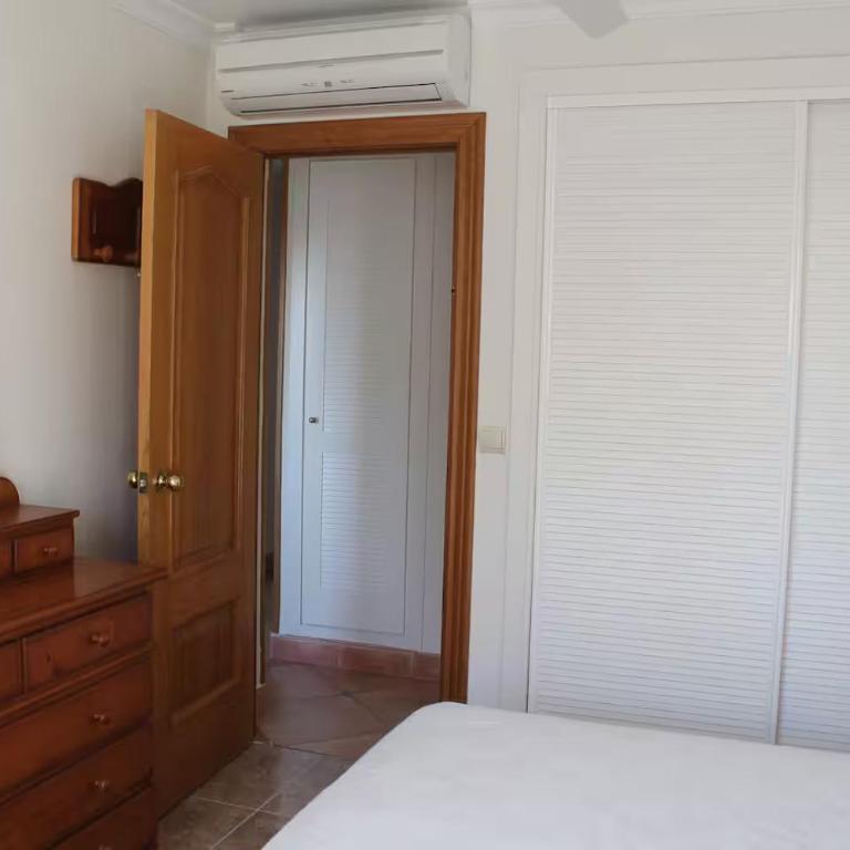 3 Bedroom Apartment by the Beach Line, Porlamar - Apartamento de 3 dormitorios - 9