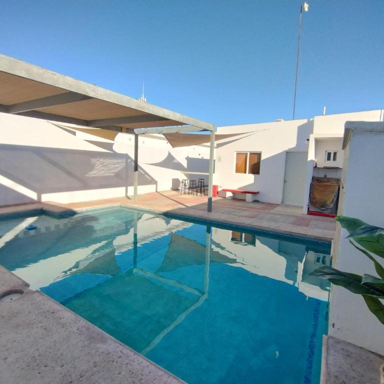 LITTLE SHELL - Two-Bedroom House - 3