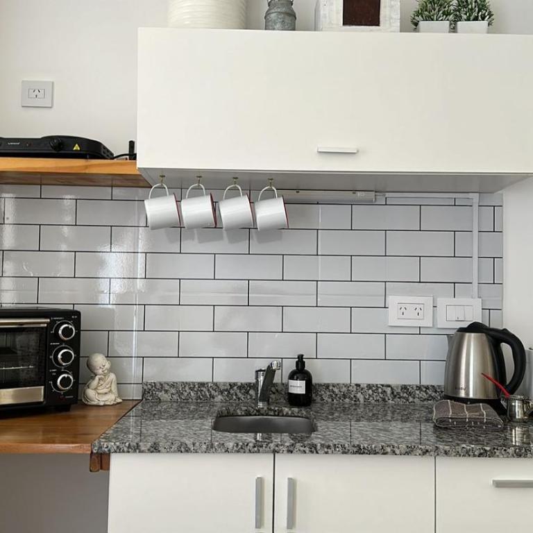 Hermoso departamento monoambiente en Banfield - Studio Apartment with Balcony - 25