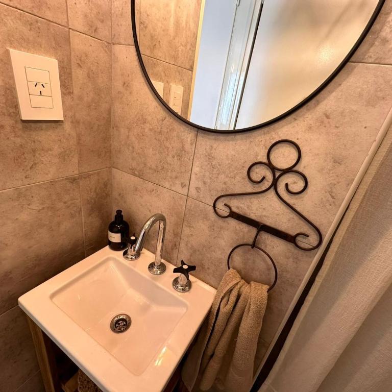 Hermoso departamento monoambiente en Banfield - Studio Apartment with Balcony - 29