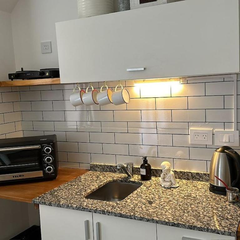 Hermoso departamento monoambiente en Banfield - Studio Apartment with Balcony - 30