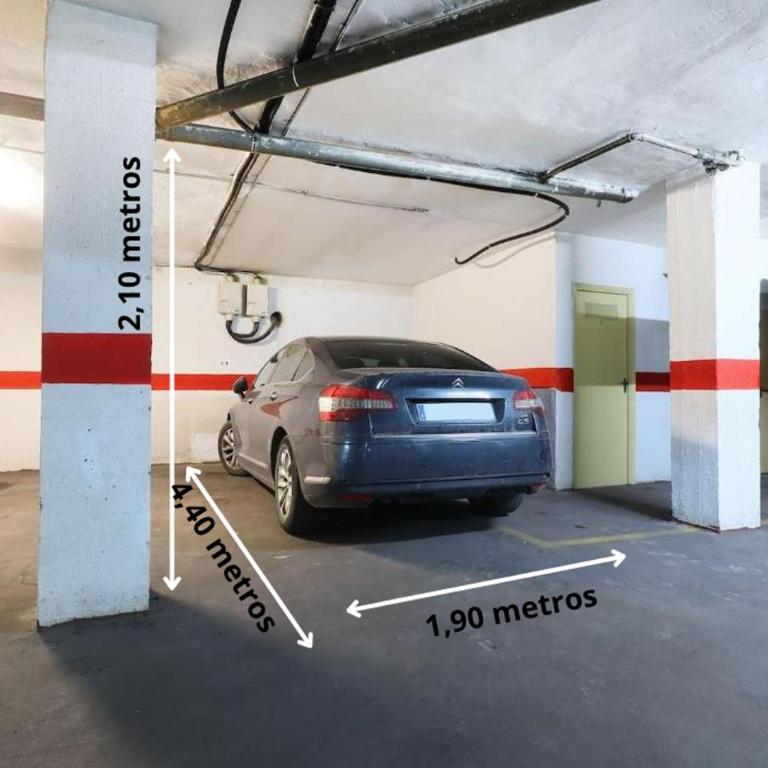 Duque de Hornachuelos, parking en pleno centro - Apartamento de 3 dormitorios - 9