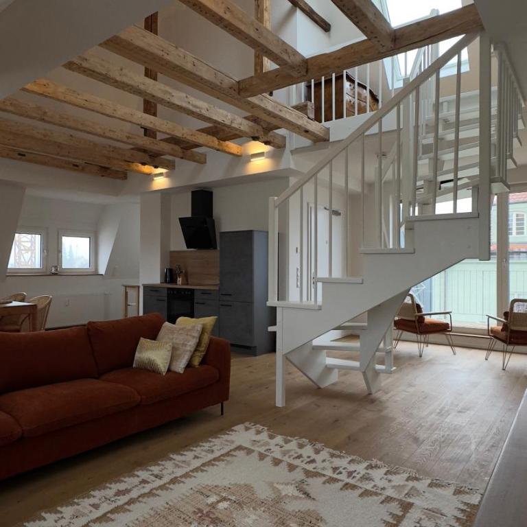 Modernes Maisonette-Apartment mit Terrasse I Augsburg City - Three-Bedroom Apartment - 13