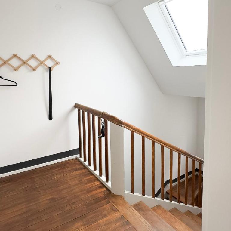 Modernes Maisonette-Apartment mit Terrasse I Augsburg City - Three-Bedroom Apartment - 23