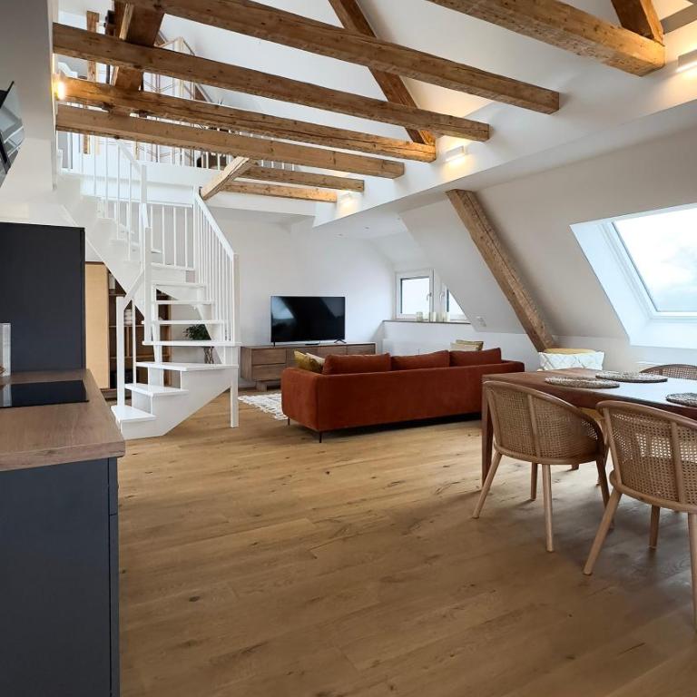 Modernes Maisonette-Apartment mit Terrasse I Augsburg City - Three-Bedroom Apartment - 29