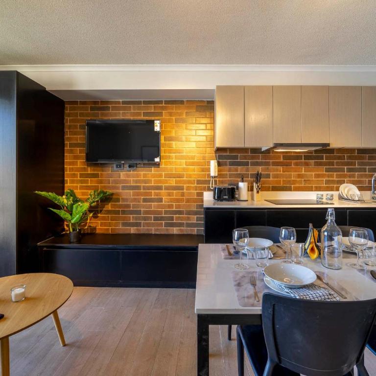 Stylish Urban Escape in the Heart of Providencia - Apartment - 11