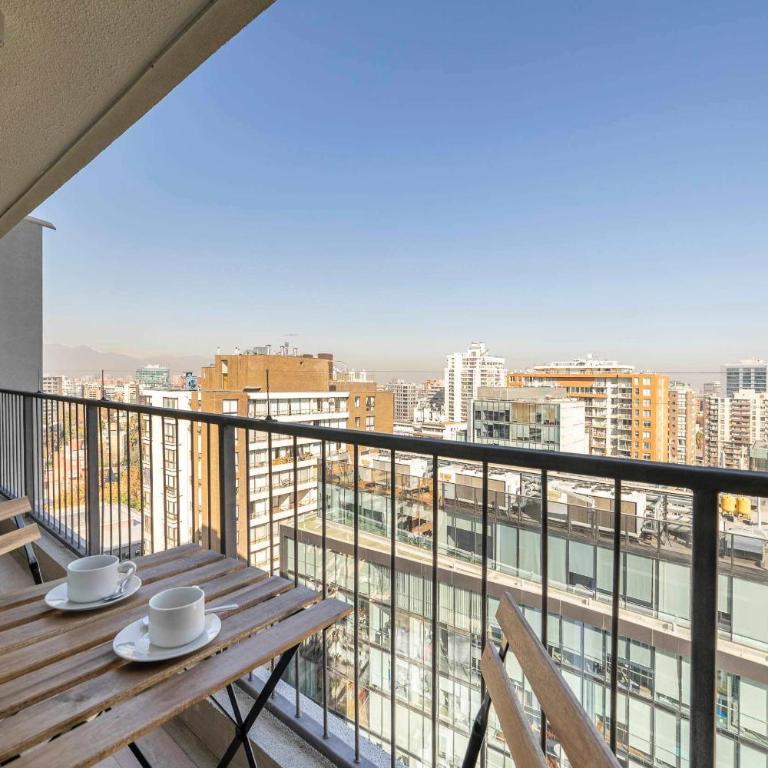 Stylish Urban Escape in the Heart of Providencia - Apartment - 2