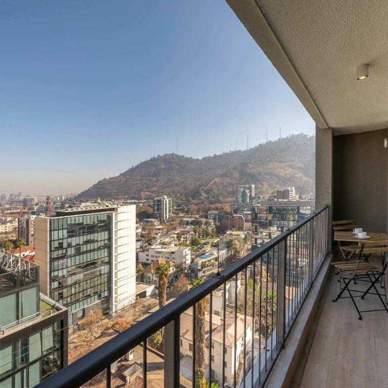 Stylish Urban Escape in the Heart of Providencia - Apartment - 5