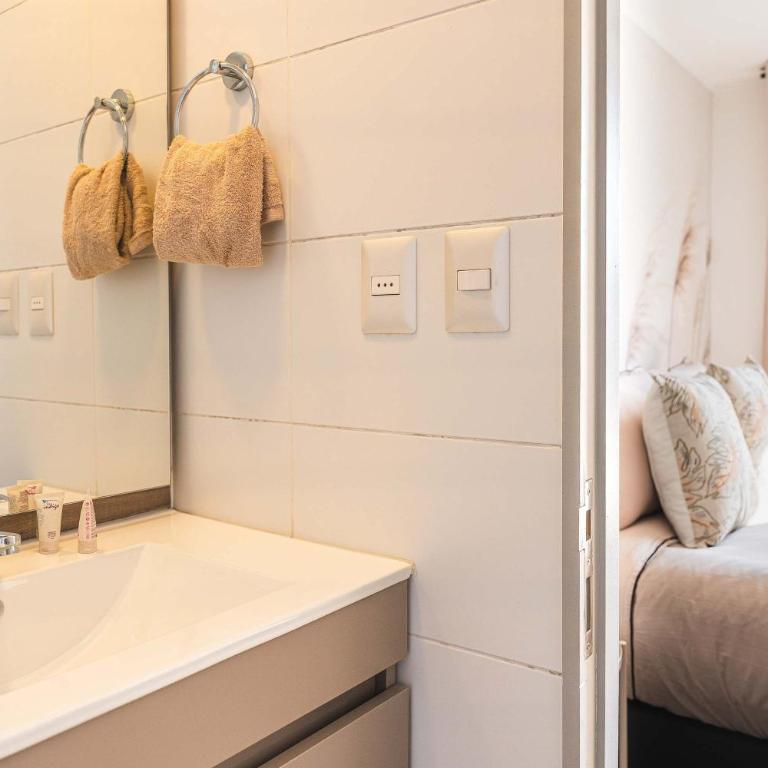 HOM l WiFi, AA, Piscina, Parking, Gym, ChapaDigital - Apartment - 23