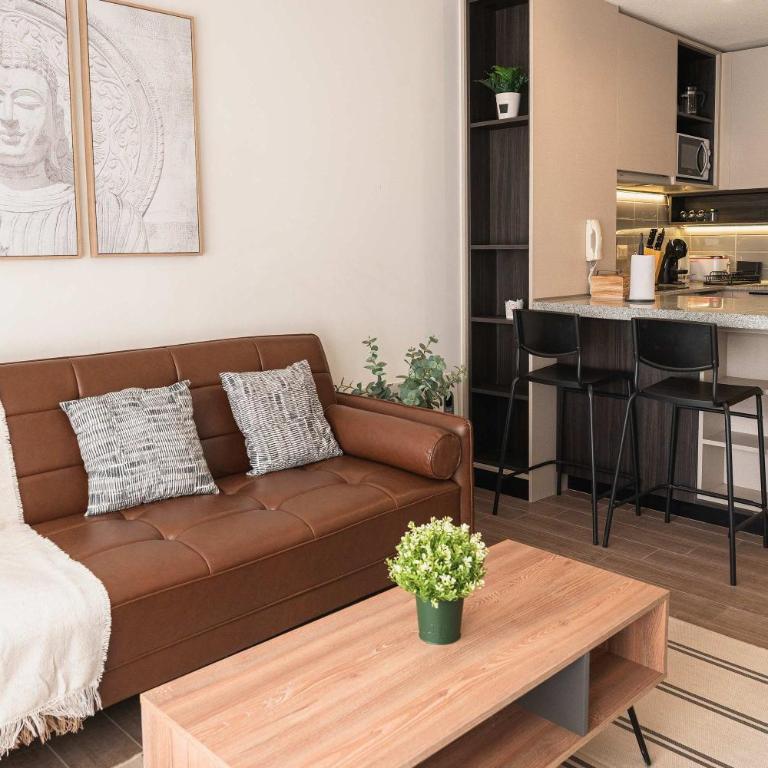 HOM l WiFi, AA, Piscina, Parking, Gym, ChapaDigital - Apartment - 5